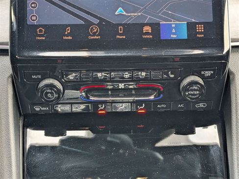 Used 2024 Jeep Grand Cherokee L Limited w/ Luxury Tech Group II image 26