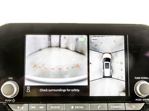 Used 2024 Nissan Pathfinder Rock Creek AWD/4WD image 16