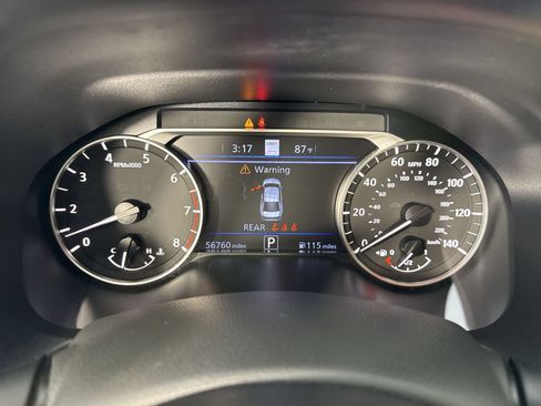 Used 2023 Nissan Altima 2.5 SV w/ SV Premium Package FWD image 17