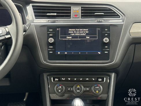 Used 2020 Volkswagen Tiguan SEL image 19