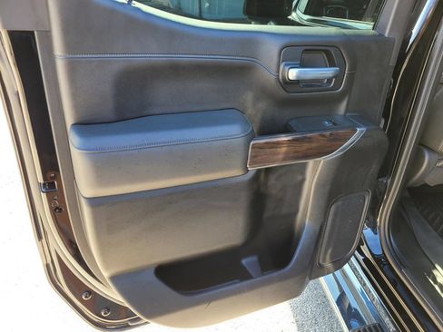 Used 2021 GMC Sierra 1500 SLT w/ SLT Premium Plus Package AWD/4WD image 16