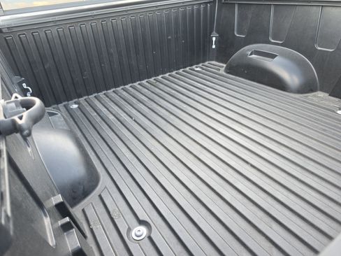 Used 2023 Toyota Tundra SR5 w/ SR5 Convenience Package AWD/4WD image 7