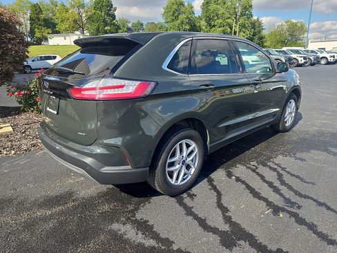 Certified 2022 Ford Edge SEL w/ Convenience Package image 3