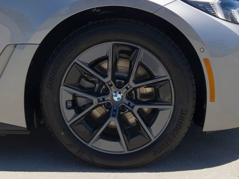 New 2026 BMW i4 eDrive40 w/ Parking Assistance Package RWD image 7