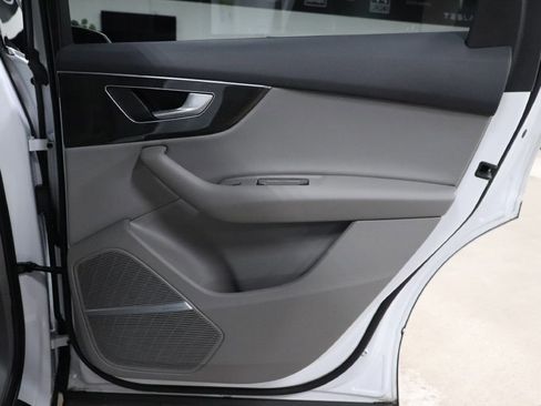 Used 2021 Audi Q7 3.0T Premium Plus w/ Premium Plus Package image 27