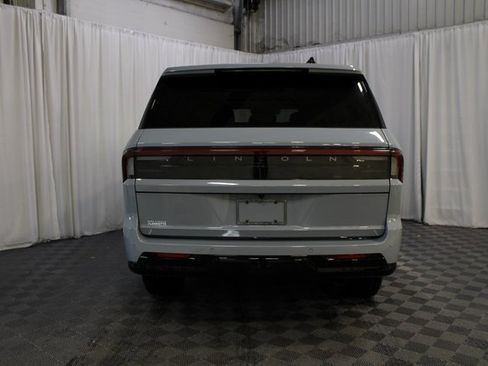 New 2026 Lincoln Navigator Reserve image 51