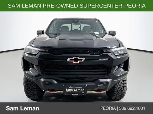 Used 2024 Chevrolet Colorado ZR2 w/ ZR2 Convenience Package III AWD/4WD image 2