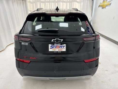 Used 2023 Chevrolet Bolt EUV Premier w/ Sun & Sound Package image 5