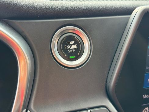 Used 2020 Chevrolet Blazer LT w/ Redline Edition FWD image 34