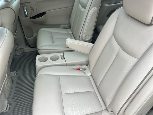 Used 2012 Nissan Quest LE image 11