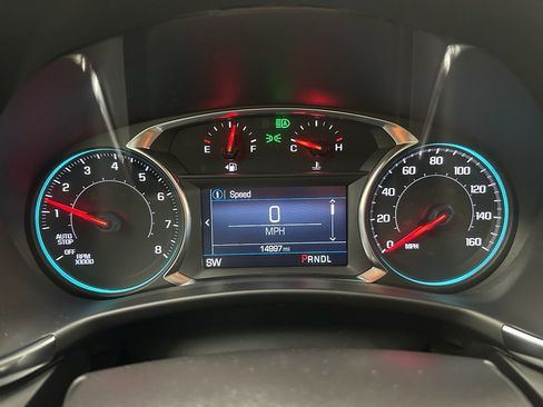 Certified 2024 Chevrolet Equinox LT w/ LPO, Floor Liner Package image 26