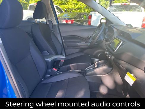 Certified 2023 Nissan Kicks SV FWD image 8