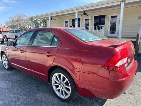 Used 2010 Mercury Milan Premier image 3