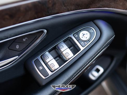 Used 2018 Mercedes-Benz S 560 4MATIC Sedan image 41