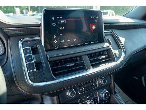 Used 2023 GMC Yukon AT4 w/ AT4 Premium Plus Package AWD/4WD image 23