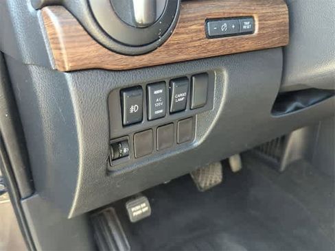 Used 2018 Nissan Titan Platinum Reserve w/ Platinum Utility Package image 34