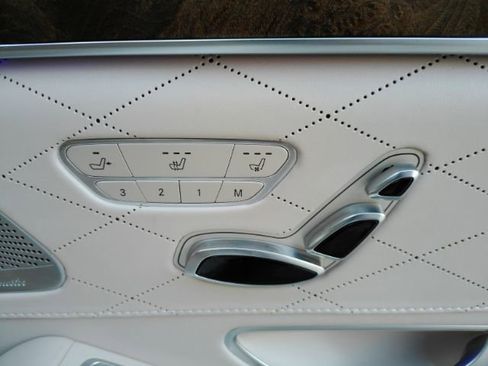 Used 2015 Mercedes-Benz S 63 AMG 4MATIC Sedan image 30