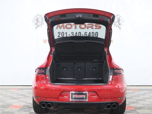 Used 2018 Porsche Macan GTS AWD/4WD image 6