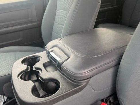 Used 2019 RAM 1500 Express AWD/4WD image 14