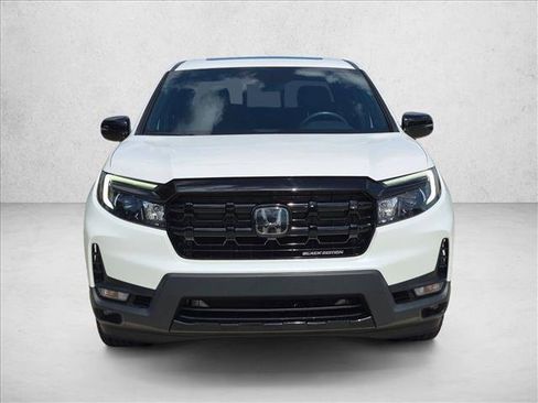Used 2025 Honda Ridgeline Black Edition image 2