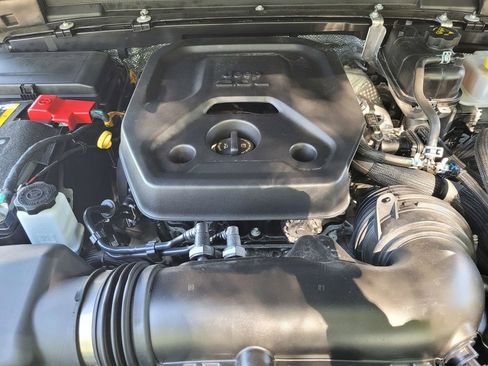 Used 2025 Jeep Wrangler Unlimited Sport S 4xe AWD/4WD image 24