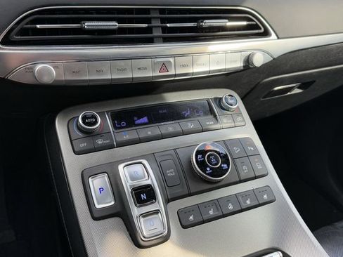 Used 2020 Hyundai Palisade Limited image 26