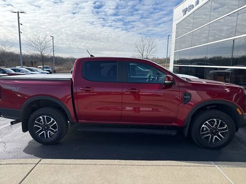 Used 2025 Ford Ranger Lariat w/ Trailer Tow Package image 8