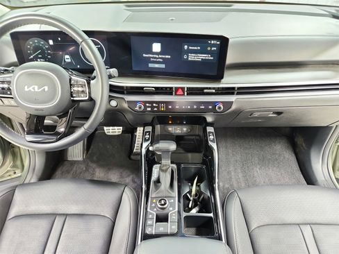 Used 2025 Kia Sorento SX image 26