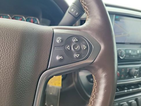 Used 2017 Chevrolet Silverado 1500 LTZ Z71 w/ LTZ Plus Package AWD/4WD image 22