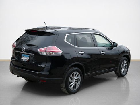 Used 2015 Nissan Rogue SL w/ SL Premium Package image 3