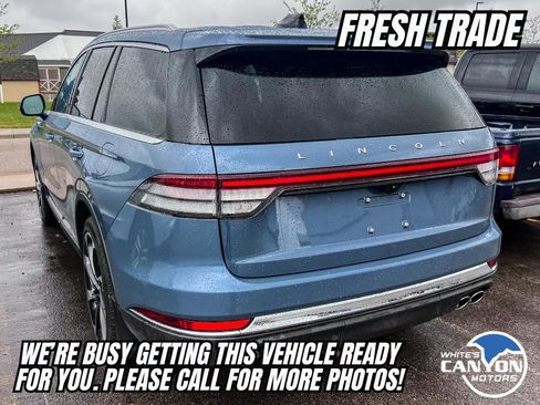 Used 2026 Lincoln Aviator Reserve AWD/4WD image 3