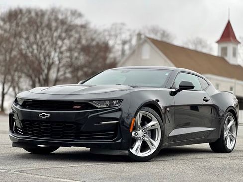 Used 2019 Chevrolet Camaro SS image 1