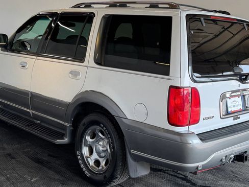 Used 2000 Lincoln Navigator 2WD image 5