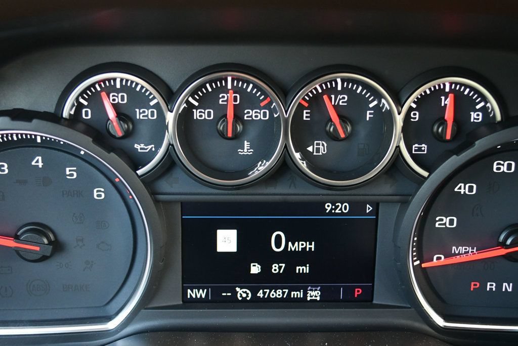 Used 2019 Chevrolet Silverado 1500 LTZ w/ LTZ Premium Package AWD/4WD image 62