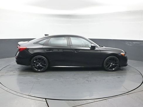 Used 2022 Honda Civic Sport image 7