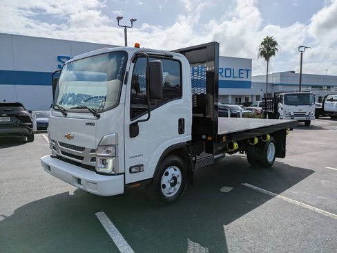 New 2024 Chevrolet Low Cab Forward RWD image 7