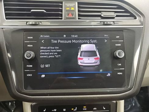 Used 2023 Volkswagen Tiguan SE w/ Panoramic Sunroof Package AWD/4WD image 25