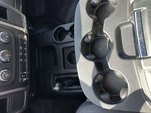 Used 2018 RAM 5500 Tradesman w/ Chrome Appearance Group image 16