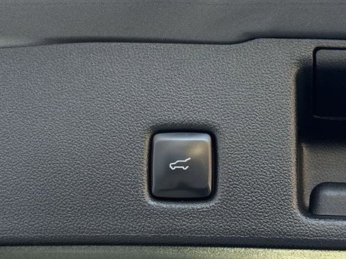 Used 2024 Ford Escape ST-Line image 32