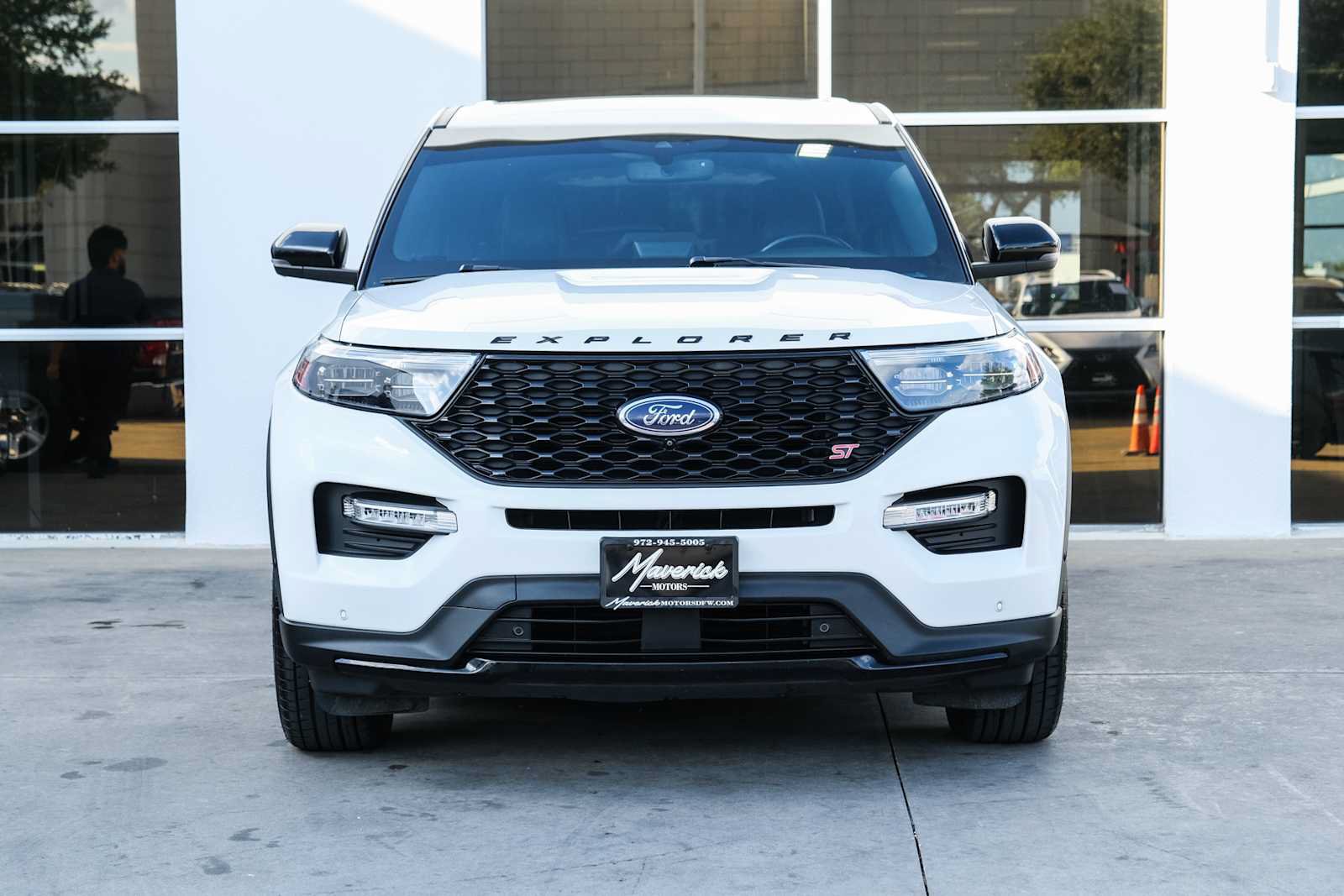 Used 2021 Ford Explorer ST w/ Equipment Group 401A AWD/4WD image 2