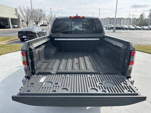 Used 2023 Nissan Frontier SV w/ SV Convenience Package image 31