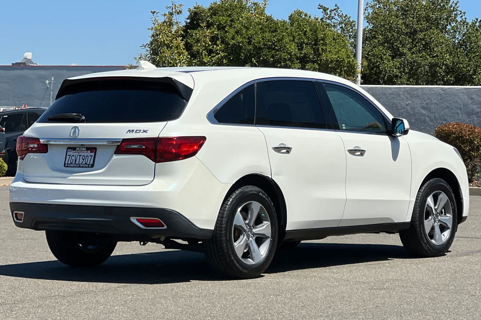 Used 2015 Acura MDX FWD image 2