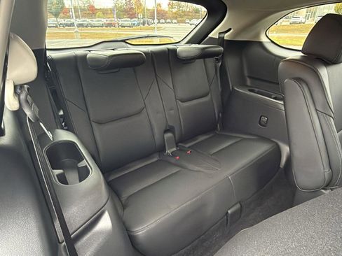 Used 2023 MAZDA CX-9 Touring image 21