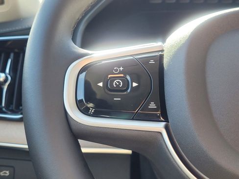 New 2026 Volvo XC90 B6 Plus w/ Protection Package image 15