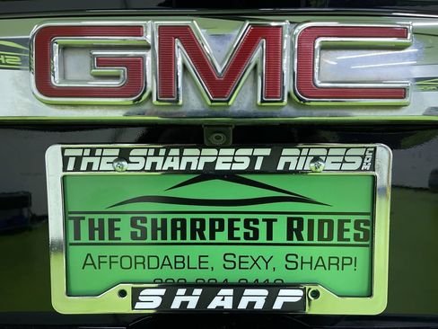 Used 2019 GMC Yukon XL Denali w/ Denali Ultimate Package image 12