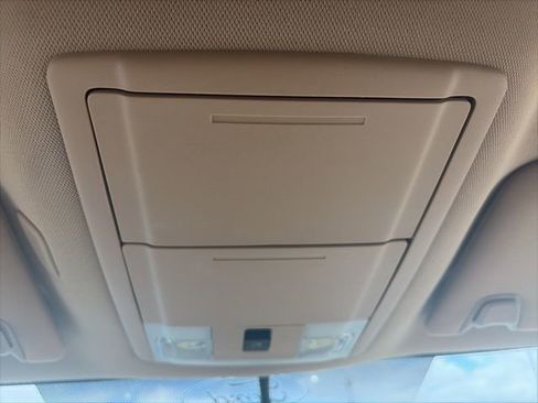 Used 2013 Ford F150 Lariat w/ Lariat Chrome Pkg image 25