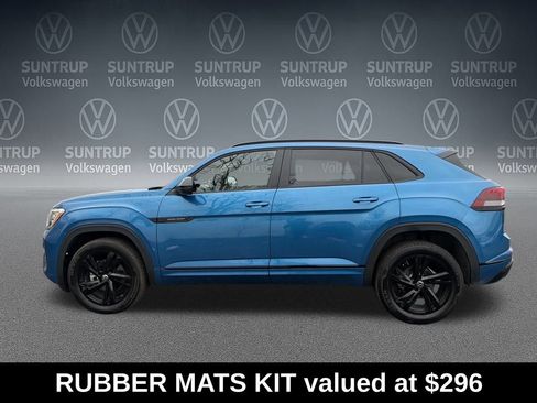 Used 2025 Volkswagen Atlas Cross Sport SEL R-Line image 2
