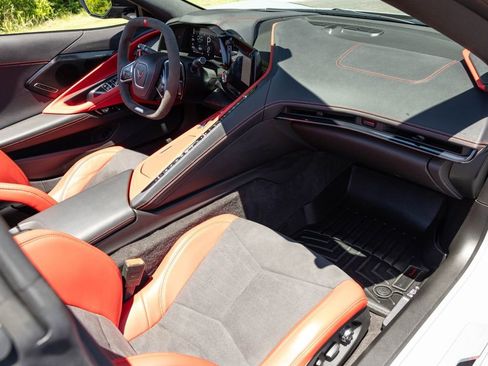 Used 2025 Chevrolet Corvette Z06 w/ Stealth Interior Trim Package RWD image 44