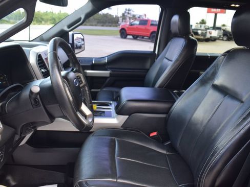 Used 2018 Ford F150 Lariat w/ Equipment Group 501A Mid AWD/4WD image 8