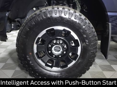 Certified 2025 Ford F250 XLT w/ Tremor Off-Road Package image 25